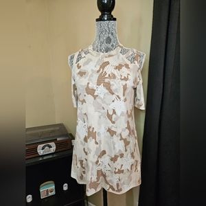 Cold shoulder top